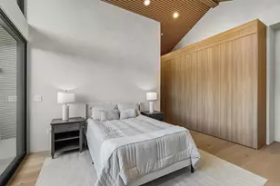 824 N Curson Ave, Los Angeles, CA 90046 - Photo 31