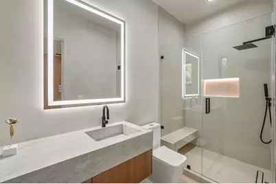 824 N Curson Avenue, Los Angeles, CA 90046 - Photo 33