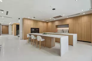 824 N Curson Ave, Los Angeles, CA 90046 - Photo 11