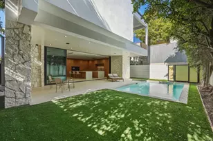 824 N Curson Ave, Los Angeles, CA 90046 - Photo 41