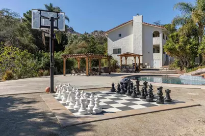 1530 Windsong Lane, Escondido, CA 92026 - Photo 55