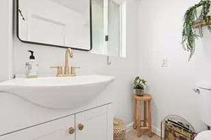 233 Festival Dr, Oceanside, CA 92057 - Photo 15