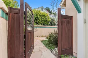 4459 Dorchester Pl, Carlsbad, CA 92010 - Photo 13