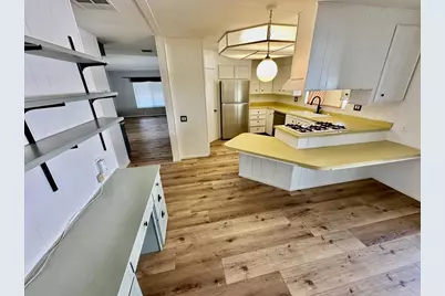 2130 Sunset Dr. ##14, Vista, CA 92081 - Photo 7