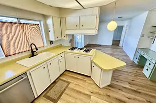 2130 Sunset Dr #, Vista, CA 92081 - Photo 5