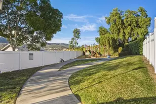 320 Rolling Hills Ln, San Marcos, CA 92069 - Photo 27