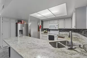 320 Rolling Hills Ln, San Marcos, CA 92069 - Photo 9