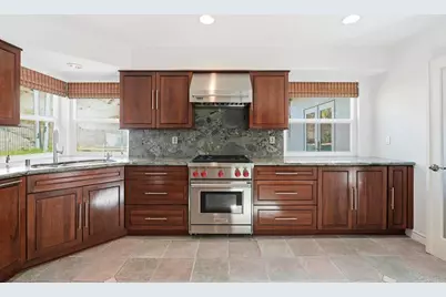 2070 Tiffany Drive, Oceanside, CA 92056 - Photo 9