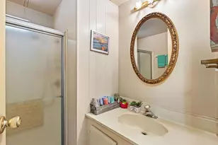 1010 E Bobier Dr, Vista, CA 92084 - Photo 21