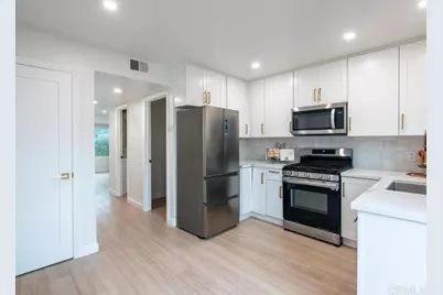 2525 Jefferson Street #B, Carlsbad, CA 92008 - Photo 9