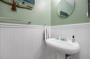 4020 Layang Layang Cir, Carlsbad, CA 92008 - Photo 17