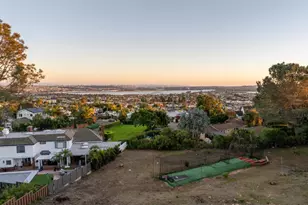 1645 Los Altos, San Diego, CA 92109 - Photo 11