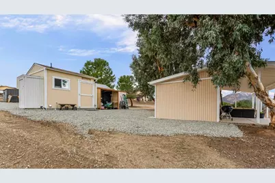 39260 Grassy Road, Temecula, CA 92592 - Photo 45