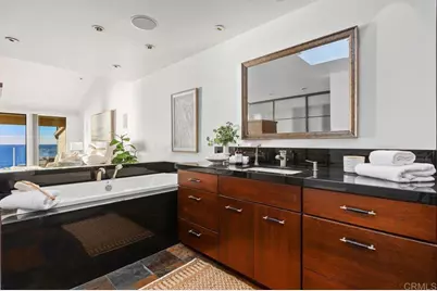 369 W I Street, Encinitas, CA 92024 - Photo 27