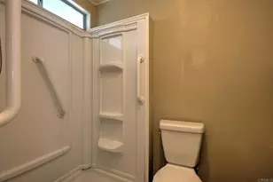 1010 E Bobier Dr, Vista, CA 92084 - Photo 15