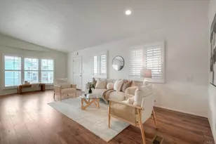 6494 Friendly Pl, Carlsbad, CA 92011 - Photo 9