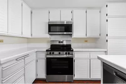 1200 Harbor Drive #16B, Oceanside, CA 92054 - Photo 9