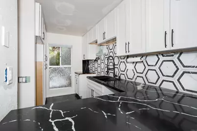 5700 Baltimore Drive #16, La Mesa, CA 91942 - Photo 5