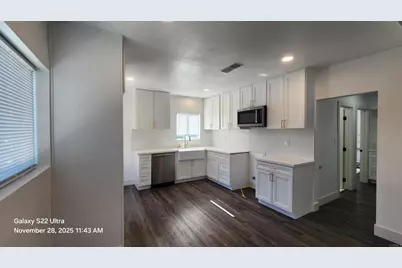 1303 Center Avenue, Oceanside, CA 92054 - Photo 5