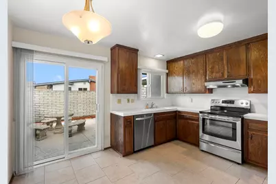 335 J Street #B, Chula Vista, CA 91910 - Photo 21