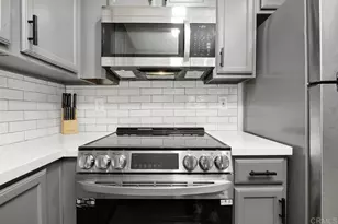 432 Edgehill Ln, Oceanside, CA 92054 - Photo 9