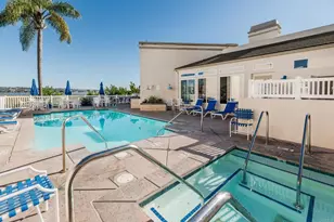 3991 Crown Point Dr, San Diego, CA 92109 - Photo 23