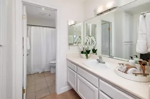 3991 Crown Point Dr, San Diego, CA 92109 - Photo 17