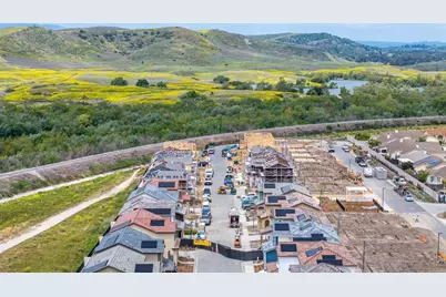 775 Kingbird Loop, Oceanside, CA 92058 - Photo 3