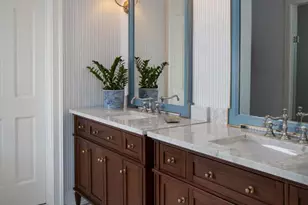 5735 Dolphin Pl, La Jolla, CA 92037 - Photo 19