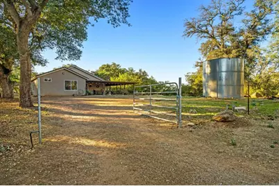 25258 Black Canyon Road, Santa Ysabel, CA 92070 - Photo 9