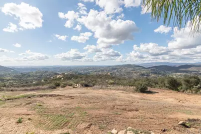 1810 Via Ladera, Fallbrook, CA 92028 - Photo 55