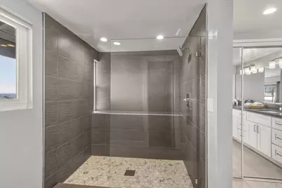 7310 Esfera Street, Carlsbad, CA 92009 - Photo 21