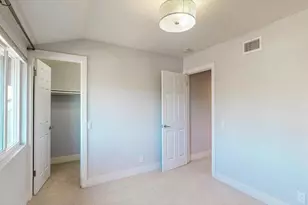 7310 Esfera St, Carlsbad, CA 92009 - Photo 27