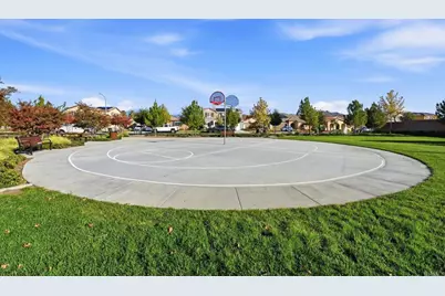 1262 Allegiance Avenue, Hemet, CA 92543 - Photo 29