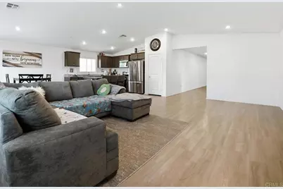 1262 Allegiance Avenue, Hemet, CA 92543 - Photo 5