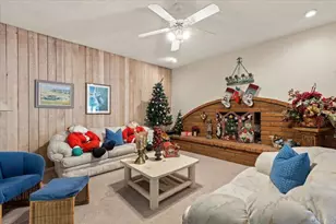 2130 Sunset Dr, Vista, CA 92081 - Photo 37