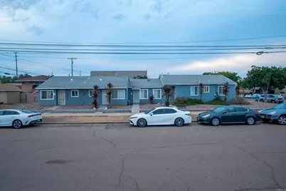 1704 B Avenue, National City, CA 91950 - Photo 11