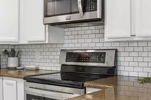 31916 Del Cielo Este, Bonsall, CA 92003 - Photo 13