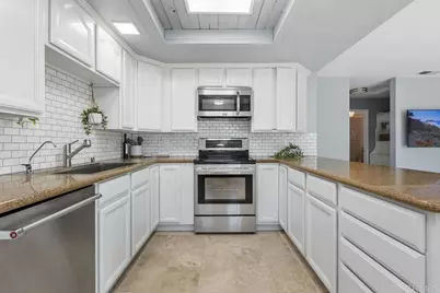 31916 Del Cielo Este #6, Bonsall, CA 92003 - Photo 17