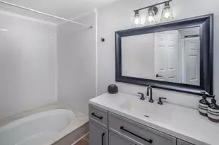 2630 Pirineos Way, Carlsbad, CA 92009 - Photo 17