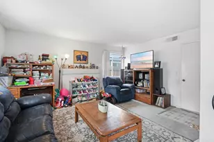 11275 Pinestone Ct, San Diego, CA 92128 - Photo 13