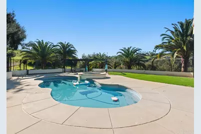 2230 Calle Dos Lomas, Fallbrook, CA 92028 - Photo 41
