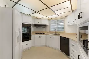 2130 Sunset Dr, Vista, CA 92081 - Photo 21