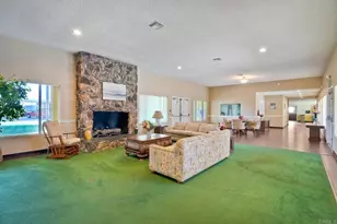 2280 E Valley Pkwy, Escondido, CA 92027 - Photo 31