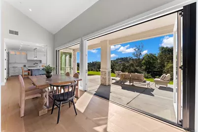 2747 Via Del Robles, Fallbrook, CA 92028 - Photo 11