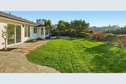 2830 Esturion Place, Carlsbad, CA 92009 - Photo 11