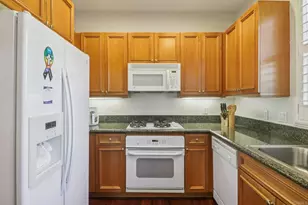 10978 Serafina Ln, San Diego, CA 92128 - Photo 11