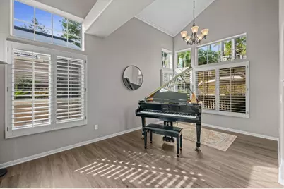 7083 Zubaron Lane, Carlsbad, CA 92009 - Photo 7