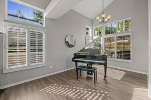 7083 Zubaron Ln, Carlsbad, CA 92009 - Photo 7