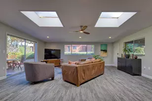 215 N Vulcan Dr, Encinitas, CA 92024 - Photo 19